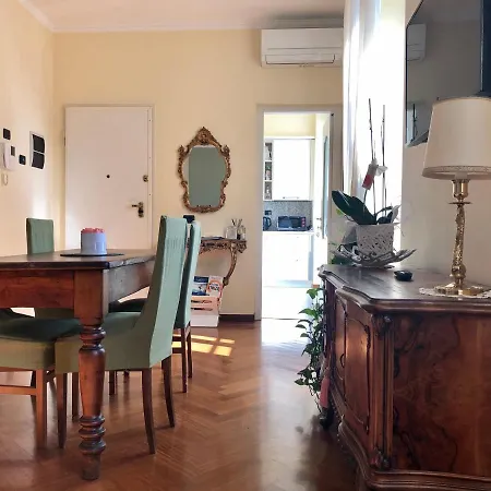 Apartment La Finestra Sul