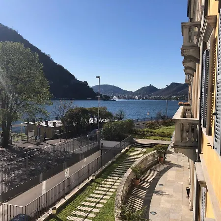 Apartment La Finestra Sul